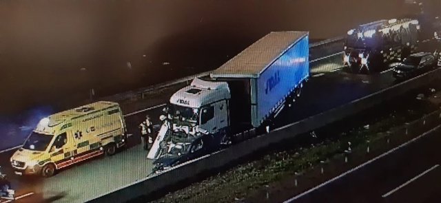 Dos accidentes sin heridos graves en la A-3 han generado grandes atascos en hora punta