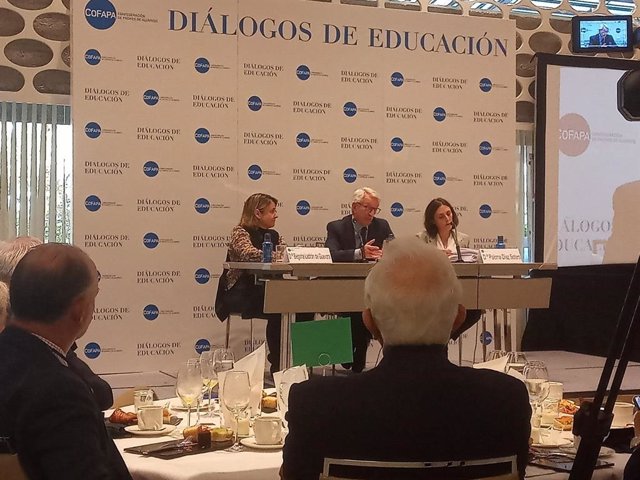 El secretario de Estado de Educación, Alejandro Tiana, en el 35 Diálogo de Educación organizado por COFAPA, en Madrid