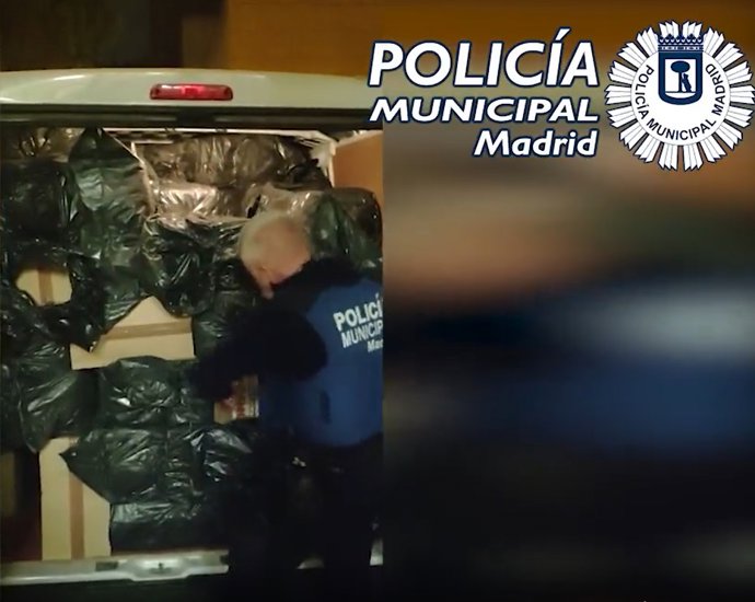 Detenido un hombre con 41.000 cajetillas de tabaco no declarado procedente de Gibraltar