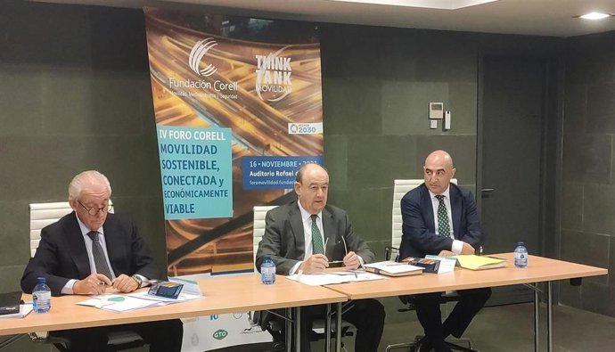 Representantes de la Fundación Corell, en la rueda de prensa de presentación de acto
