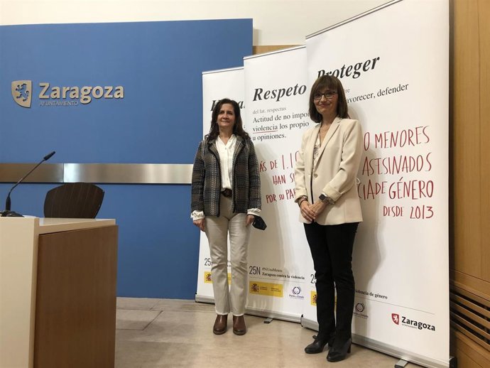 La concejal de Mujer e Igualdad, María Antoñanzas, y la jefa del Servicio de Igualdad, Ana Gaspar