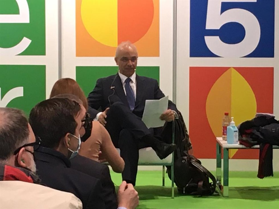 El presidente de Acogen, Rubén Hernando, en la feria Genera