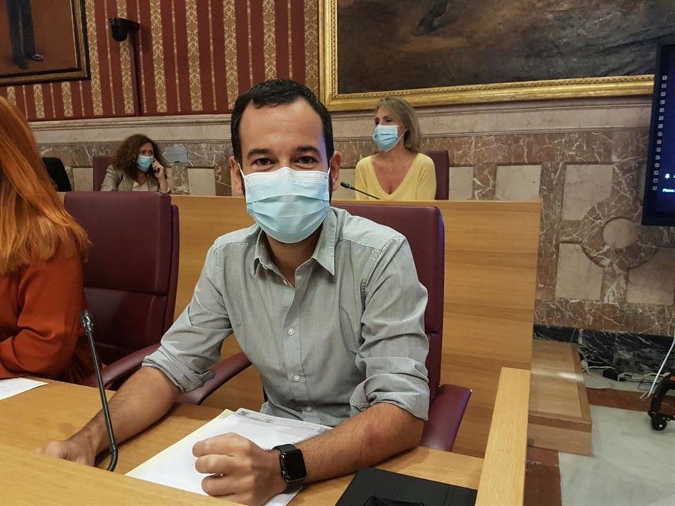 El concejal de la confluencia Adelante Sevilla en el Ayuntamiento de Sevilla, Daniel González Rojas.
