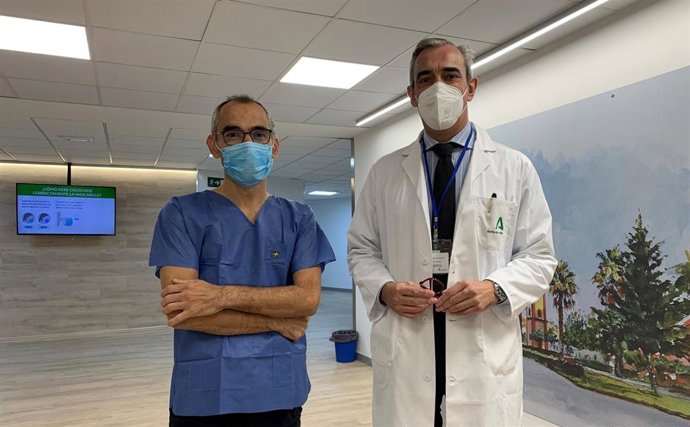 El Grupo Español de Dermato-Oncología y Cirugía Dermatológica ha otorgado el primer premio a la mejor intervención quirúrgica a un trabajo presentado por las unidades de Dermatología y Neurocirugía del Hospital Universitario Virgen Macarena.