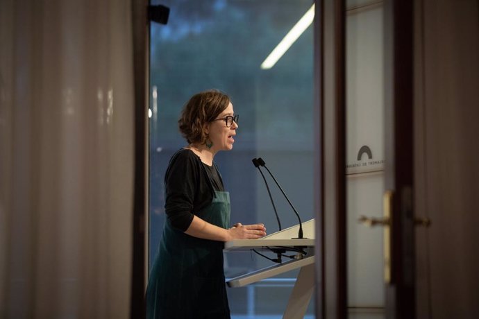 La portaveu de la CUP al Parlament, Eullia Reguant, en la roda de premsa a la cambra catalana