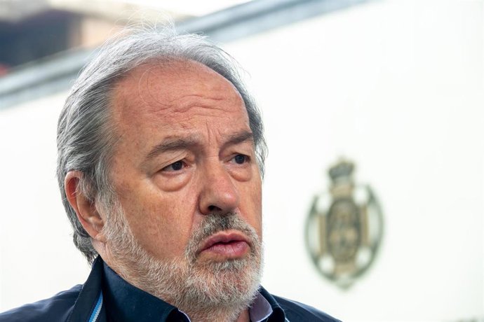 Archivo - El Presidente del Colegio de Médicos de Sevilla, Alfonso Carmona.