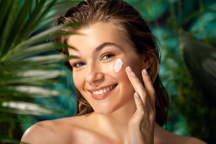 Lavera celebrates Natural Cosmetics Day