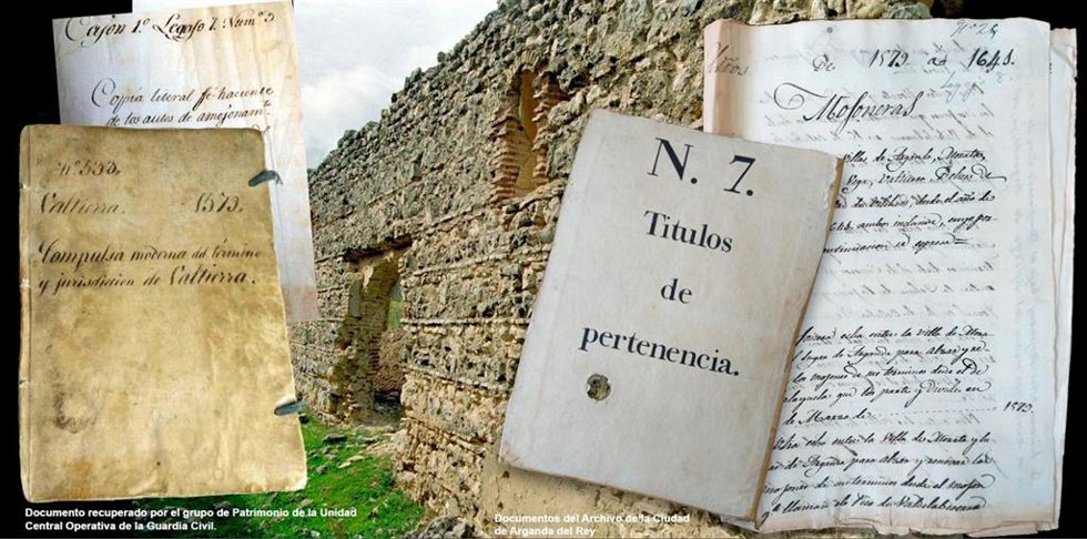 La Guardia Civil recupera un libro manuscrito del Archivo Histórico de Arganda robado hace más de medio siglo