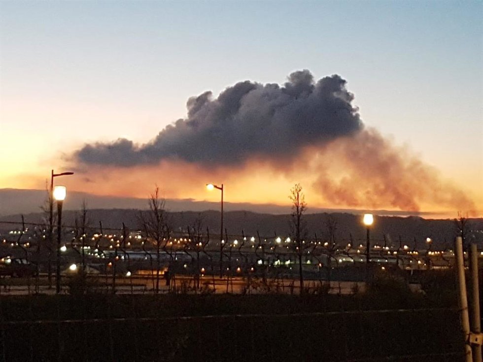 Archivo - Factoría de ArcelorMittal en Veriña (Gijón)