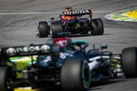 Mercedes pide la revisión del incidente entre Hamilton y Verstappen