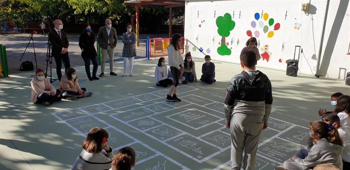 Participantes en el Juego de la Oca Flamenca.