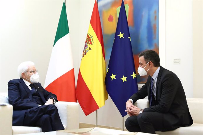 El presidente del Gobierno, Pedro Sánchez, ha subrayado la "amplia sintonía" que España e Italia mantienen en asuntos europeos durante el encuentro con el presidente de la República Italiana, Sergio Mattarella.