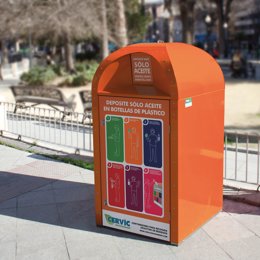 Contenedor aceite usado embotellado (Cervic Environment)