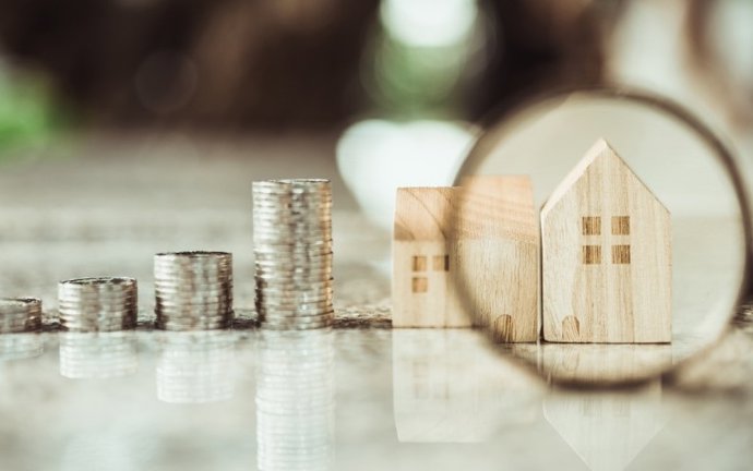 Archivo - El precio de la vivienda en alquiler baja un 2% en octubre en la Región de Murcia, el mayor descenso por CCAA