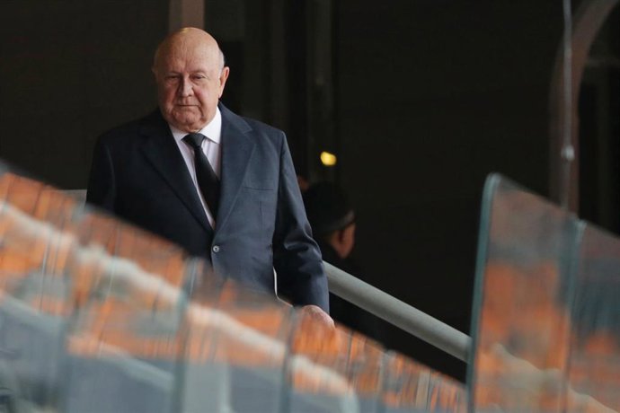 Archivo - Frederik Willem de Klerk en el funeral de Nelson Mandela