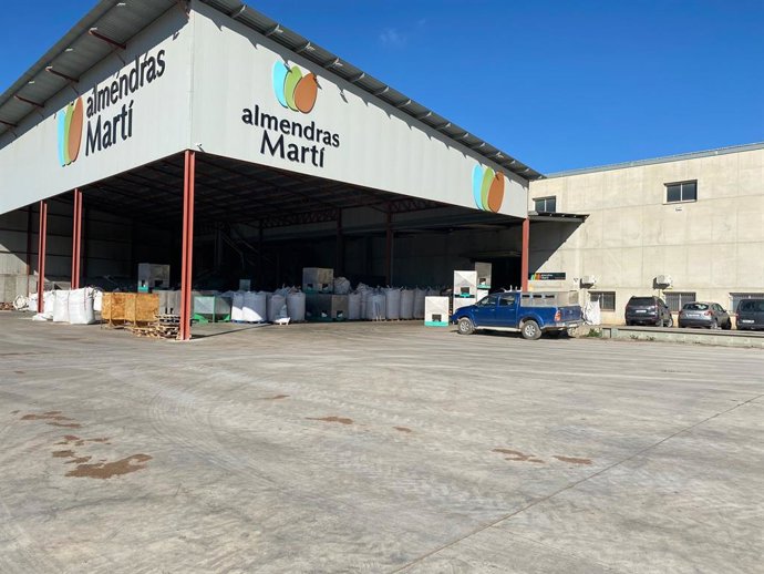 Instalaciones de Trencadora d'Ametlles Martí de Maials en Maials (Lleida).