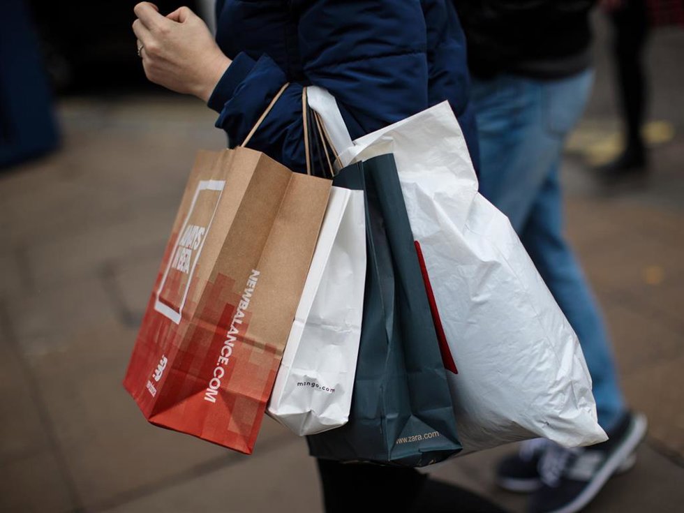Archivo - Se acerca el Black Friday