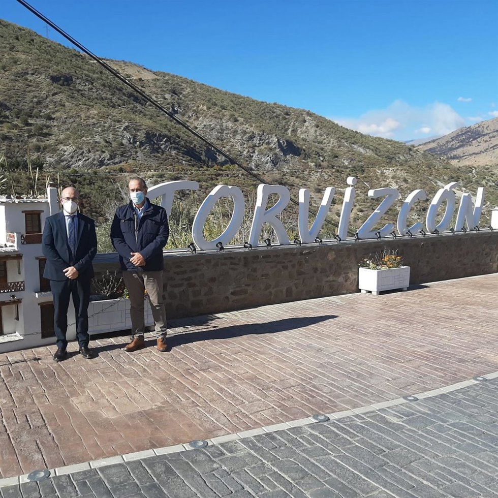 Visita de la Junta a Torvizcón