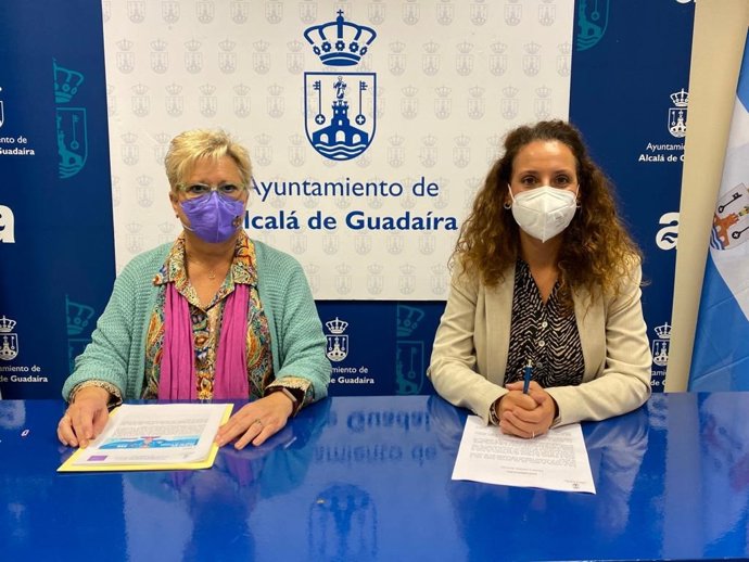 As delegadas de Igualdad del Ayuntamiento de Alcalá, Ana Vannereau, y Juventud, Rosa Carro, presentan un programa de actividades con teatros, foros, espectáculos musicales, lecturas destacadas, actividades con jóvenes, o seminario de defensa personal.