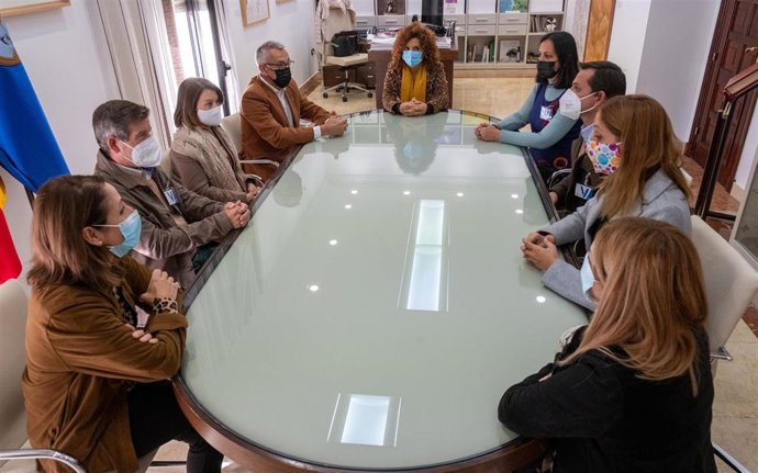 Firma de los convenios.