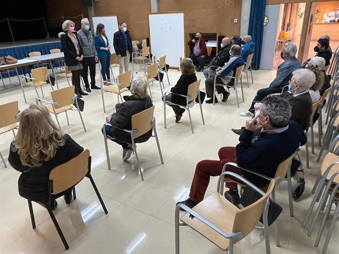 Reunión del Grupo Popular con vecinos de Barriomar