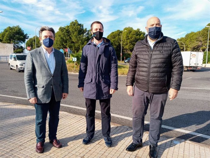 Los presidentes del PP de Mallorca y de Palma, Lloren Galmés y Jaime Martínez.
