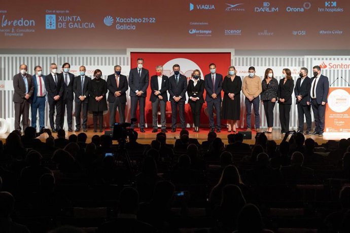 Feijóo participa en el 'VII Encuentro para Directivos Líderes 100 Consejos Santander 2021'.