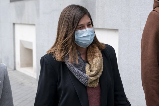 La alcaldesa de Móstoles, Noelia Posse, a su llegada al Juzgado de Instrucción número 1 de Móstoles para declarar como investigada