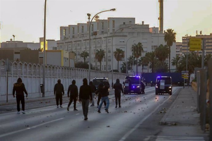 Barricada en la huelga del metal en Cádiz.