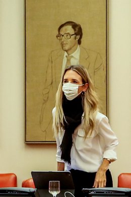 La exportavoz del Grupo Popular en el Congreso, Cayetana Álvarez de Toledo, en la Comisión de Hacienda y Función Pública, en el Congreso de los Diputados, a 17 de noviembre de 2021, en Madrid (España). 