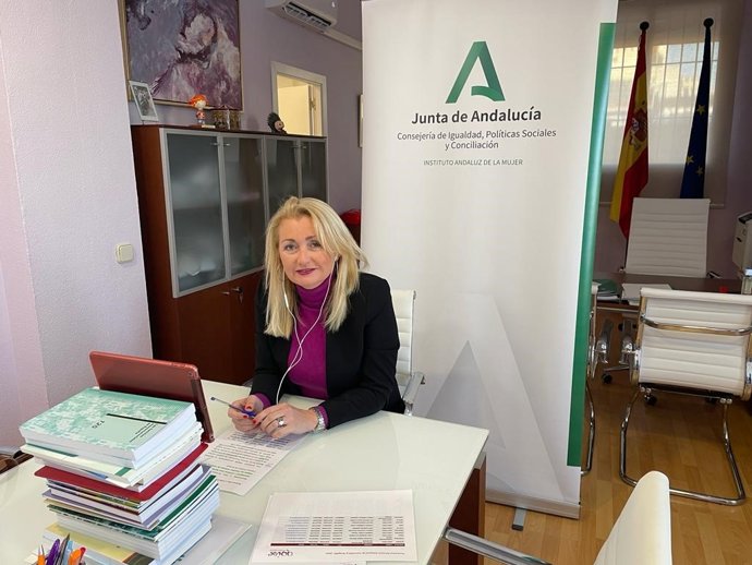 El IAM forma a un millar de profesionales sobre violencia vicaria y en las chicas adolescentes