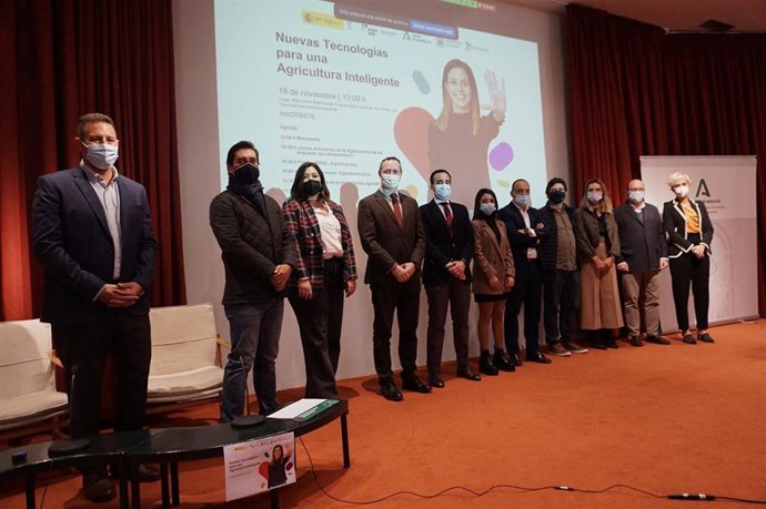 Inauguración de la jornada 'Nuevas tecnologías para una agricultura inteligente'.