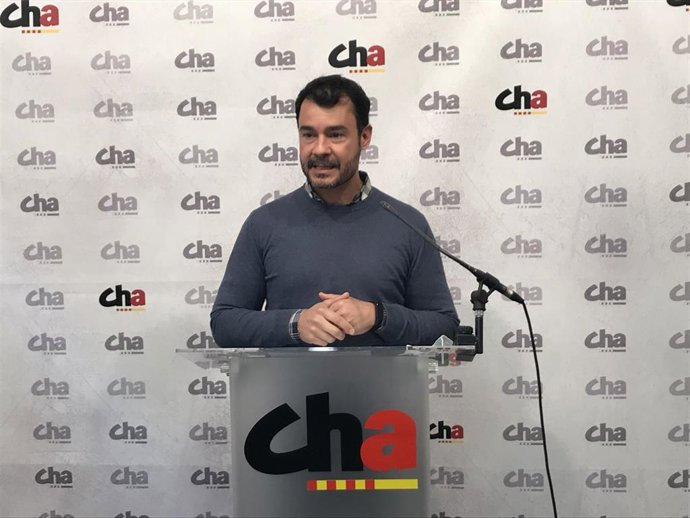 El presidente de CHA-Zaragoza, Chuaquín Bernal,