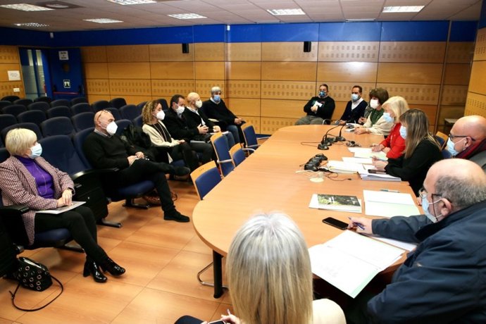 La consejera de Educación, Marina Lombó, preside la constitución de las nuevas permanentes de los Comités de Directores de Infantil y Primaria y de Secundaria