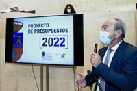 Marcano dice que su presupuesto ayuda a "sembrar futuro" y la oposición lo ve "poco ambicioso"