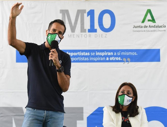 El triatleta de ultrafondo onubense, Juan Bautista 'Chamba', en el programa 'Mentor 10' en Nerva.