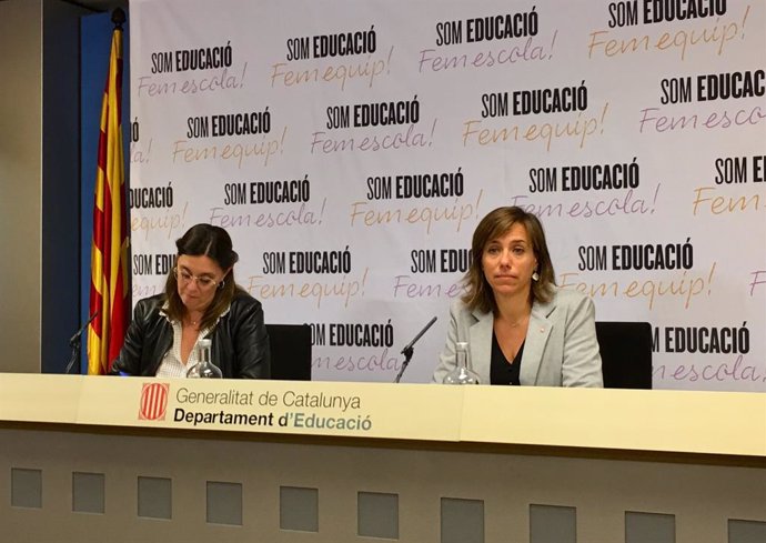 (E-D) La secretria general d'Educació, Patrícia Gom, i la secretria de Transformació Educativa, Núria Mora