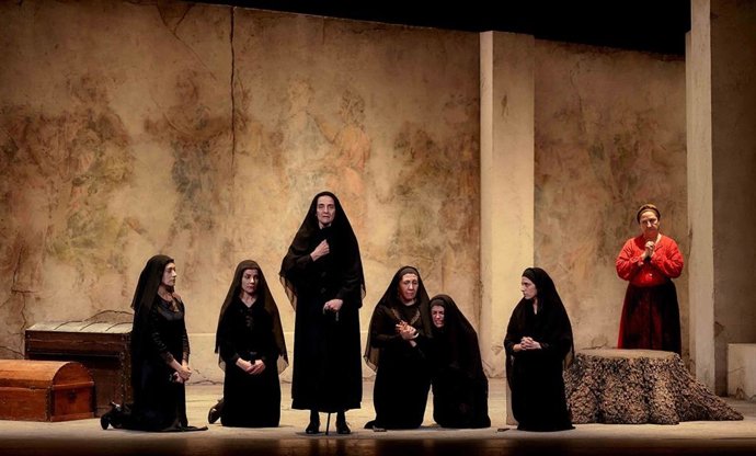 Un momento de la representación de 'La Casa de Bernarda Alba'.