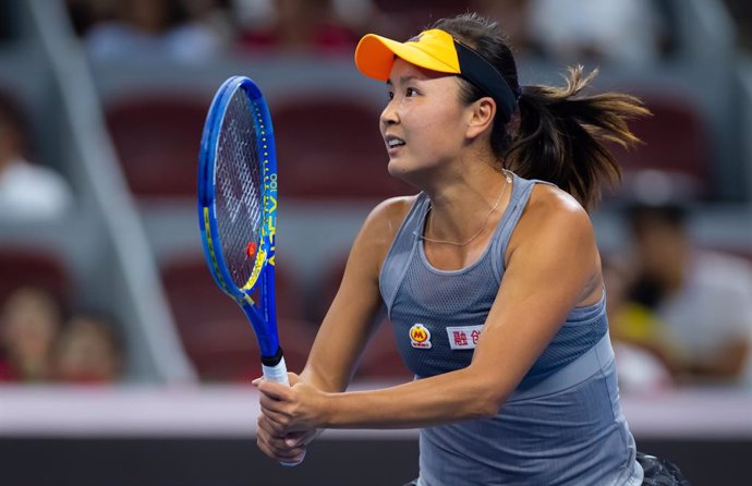 Archivo - Shuai Peng of China in action during her first-round match at the 2019 China Open Premier Mandatory tennis tournament against Daria Kasatkina of Russia