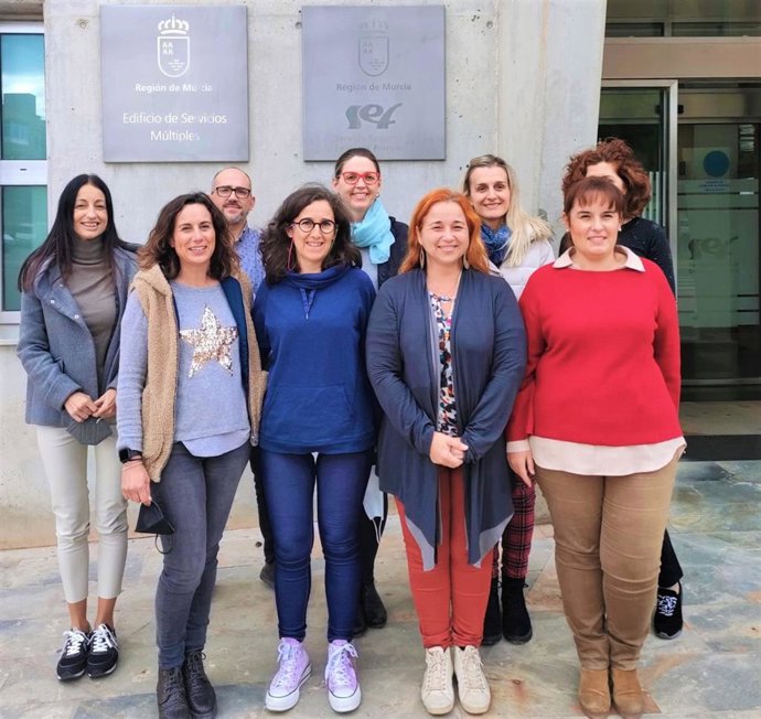 El colectivo de orientación laboral especializado en atención a víctimas de violencia machista de la sección de orientación del Servicio de Empleo y Formación de la Región (SEF)