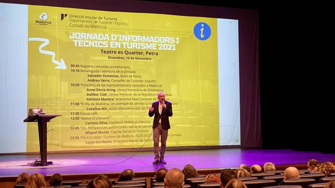 El conseller Andreu Serra, durante la jornada.