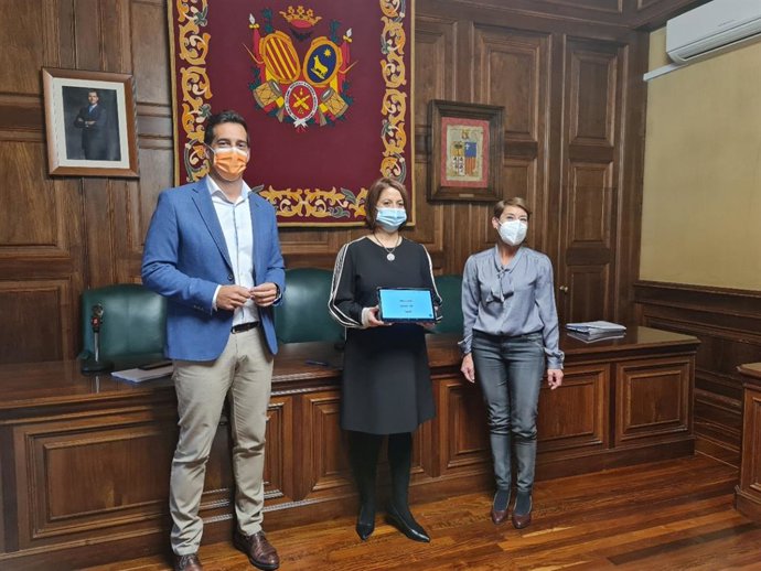 Ramón Fuertes, Emma Buj y Rocío Féliz de Vargas