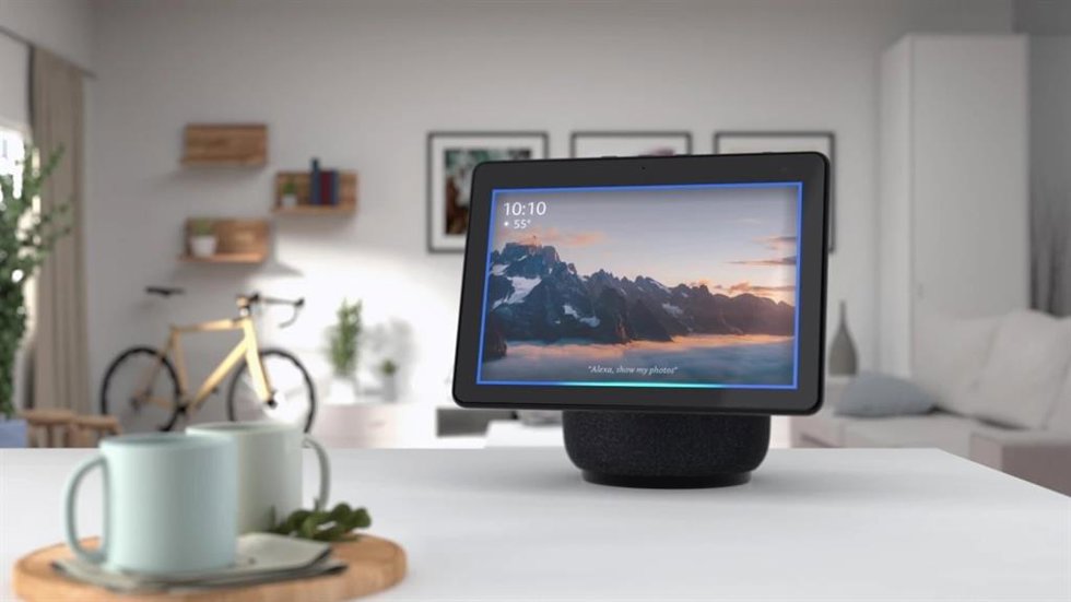 Amazon Echo Show 10.