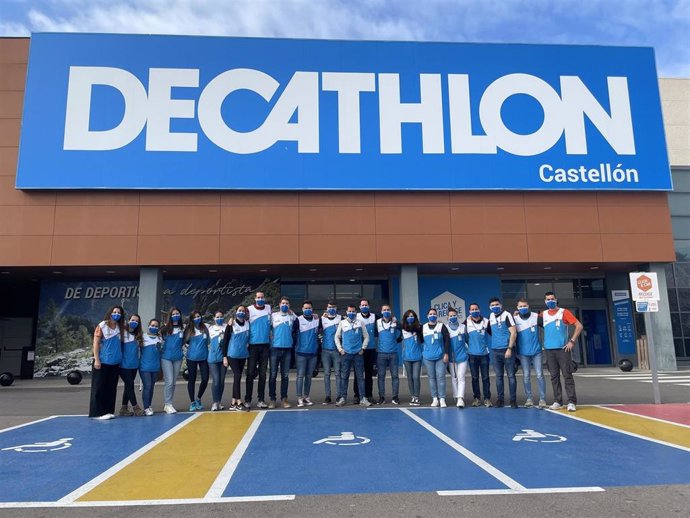 Decathlon Castellón celebra el 25 aniversario desde su apertura en noviembre de 1996.