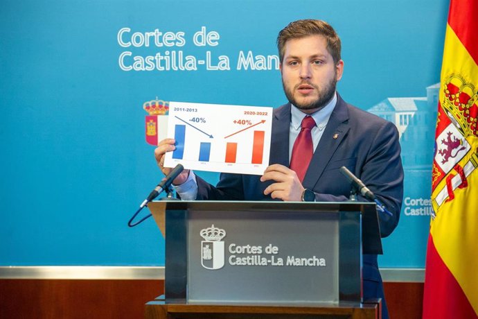 El consejero de Fomento, Nacho Hernando, comparece en la Comisión de Economía y Presupuestos, para detallar el presupuesto de su departamento para el año 2022.