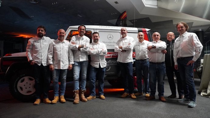 Archivo - El equipo Rumbo Zero afronta el Dakar Classic para "disfrutar sufriendo" con sus Mercedes G 320.