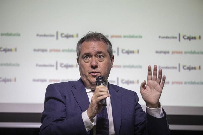 El secretario general del PSOE-A, Juan Espadas