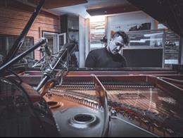 Ernesto Naranjo es uno de los artistas que abrirán estas actuaciones este 20 de noviembre.