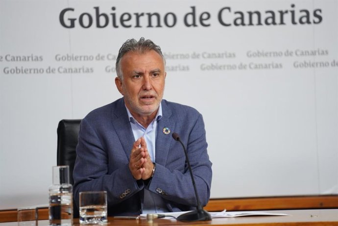El presidente de Canarias, Ángel Víctor Torres, en rueda de prensa