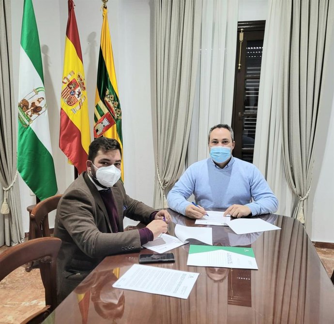 Miguel Rodríguez con el alcalde de Paterna.